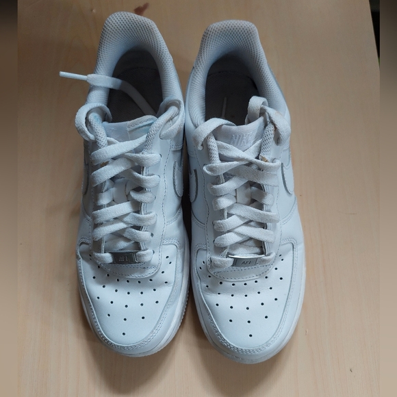 Nike Air Force 1 Low White DD8959-100 W~Size 7 - Picture 3 of 13